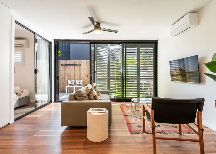 Julians Apartments